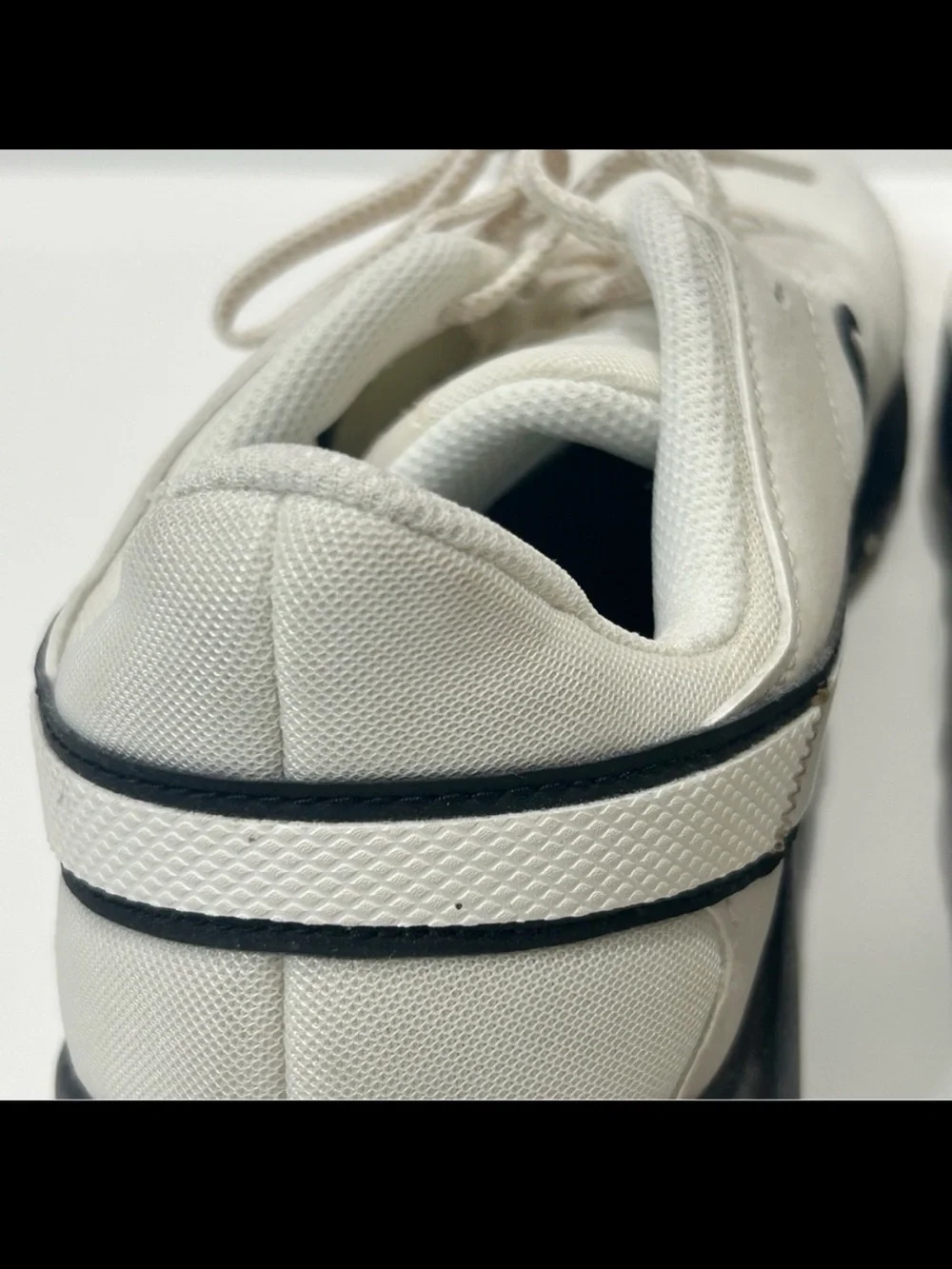 Nike Women's Shoe